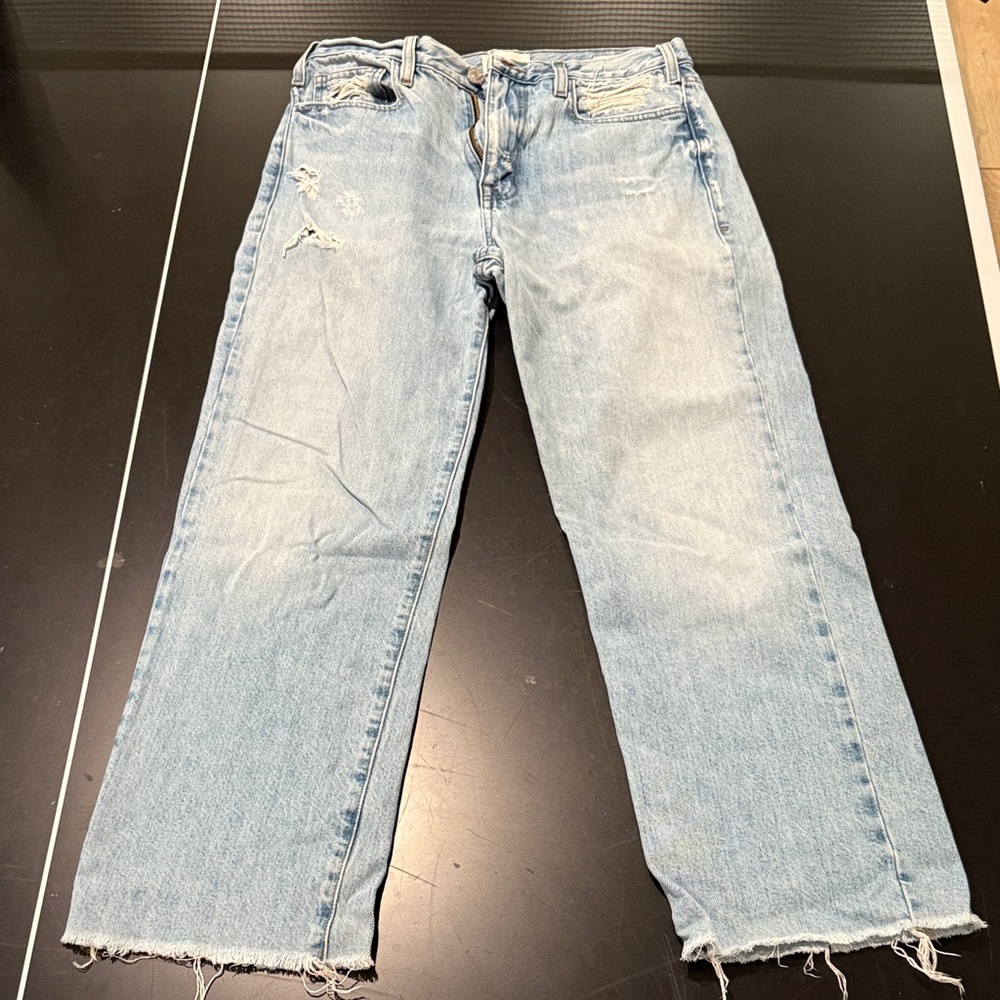 Frame Light Blue Le Jane Distressed Jeans